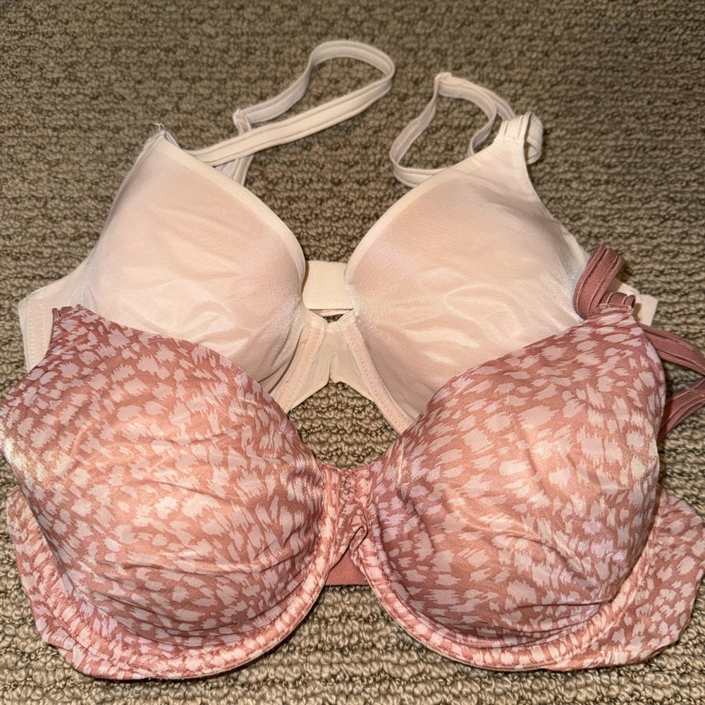 Victoria secret lined perfect coverage bras 32D- set of 2